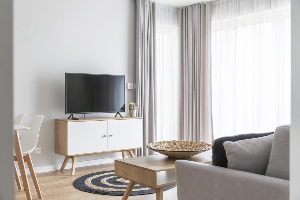 Apartament blisko plaży Dąbki - nowoczesny salon